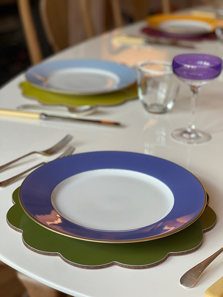 Daisy Placemat – Deep Raspberry