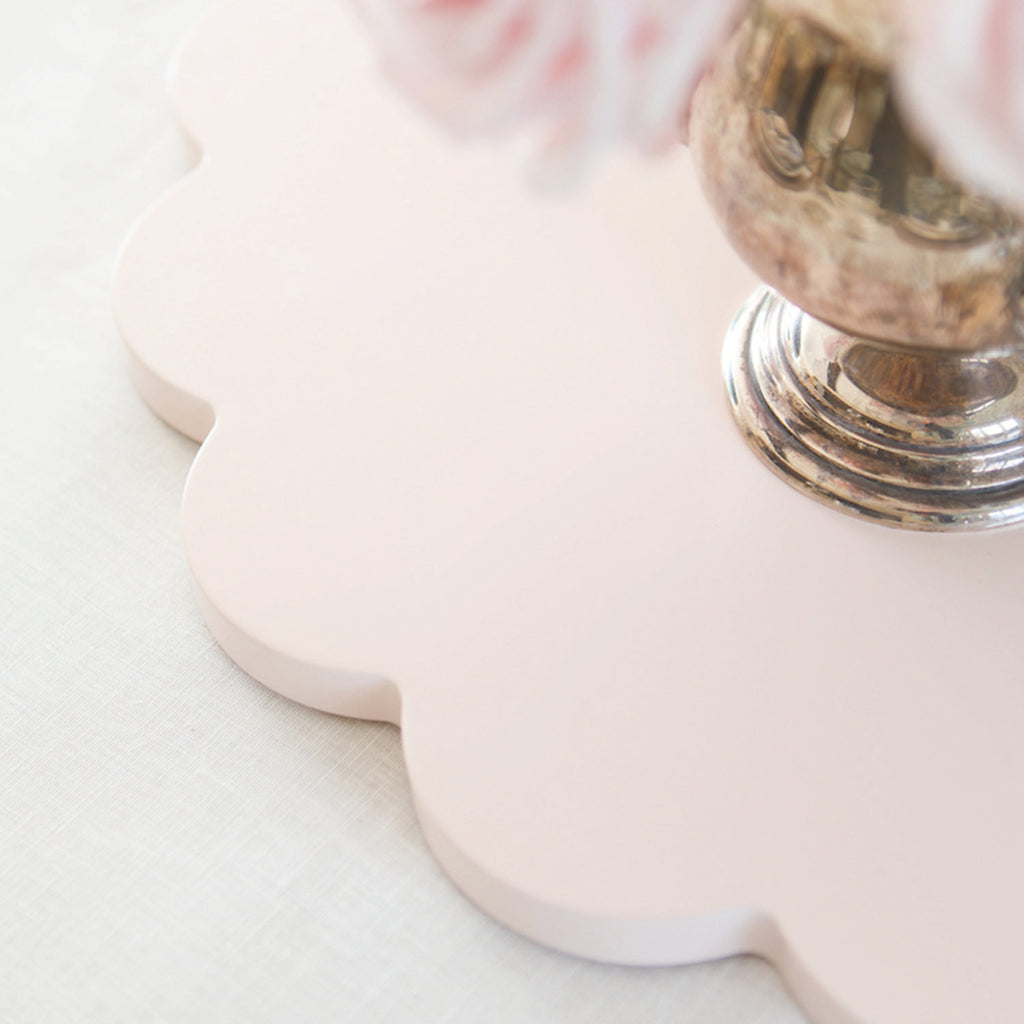 The Lazy Daisy – Pale Pink